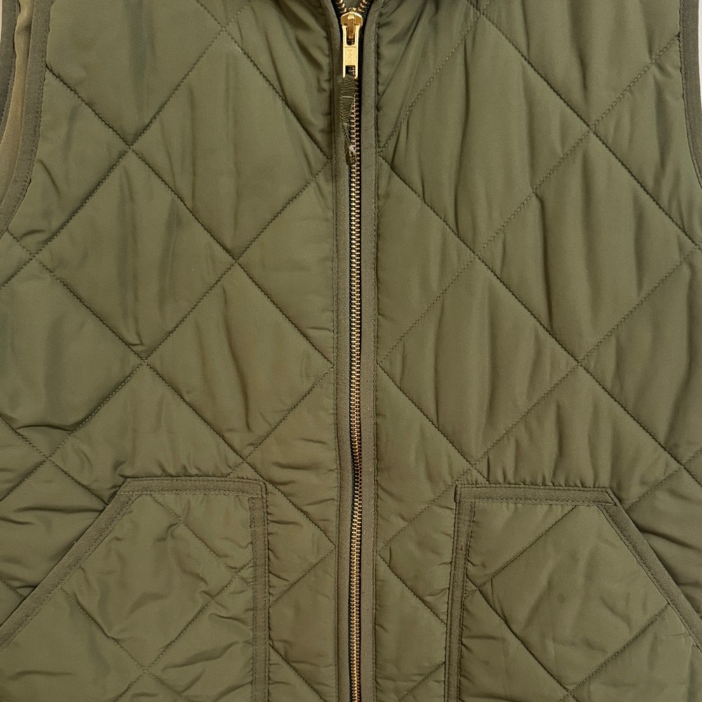 J. Crew Factory Women's Olive Quilted Vest - Picture 5 of 5
